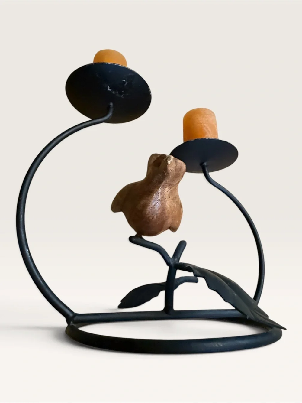 N/A features curved